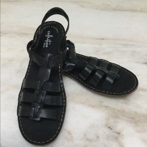 Ladies Clark’s Collection Sandals